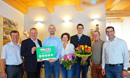 Fünf Blu­men für beson­de­res Bauernhof-Erlebnis