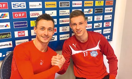 Inter­view der ande­ren Art: Stamm­spie­ler im Gespräch mit den Neuen
