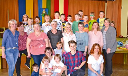 Gro­ßes Spie­le­fest und Mitmach-Theater