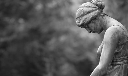 Hol­len­thon trau­ert um Altbürgermeister