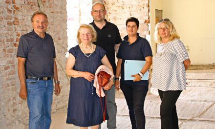 Auf Spu­ren­su­che in der eige­nen Vergangenheit
