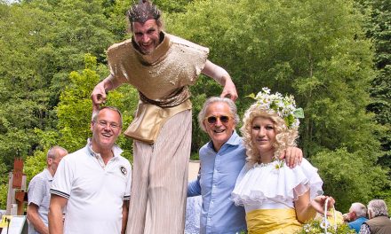 Gro­ße Erzähl­kunst im klei­nen Dorf