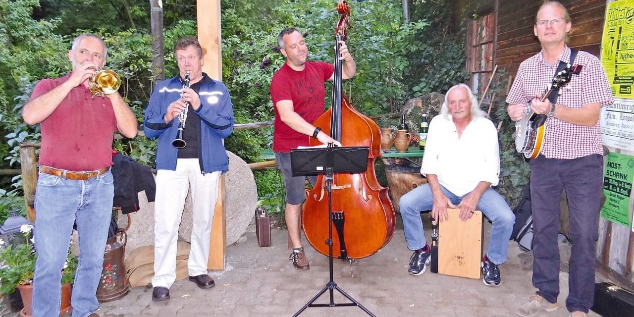 Jazz­klän­ge im Moststadel