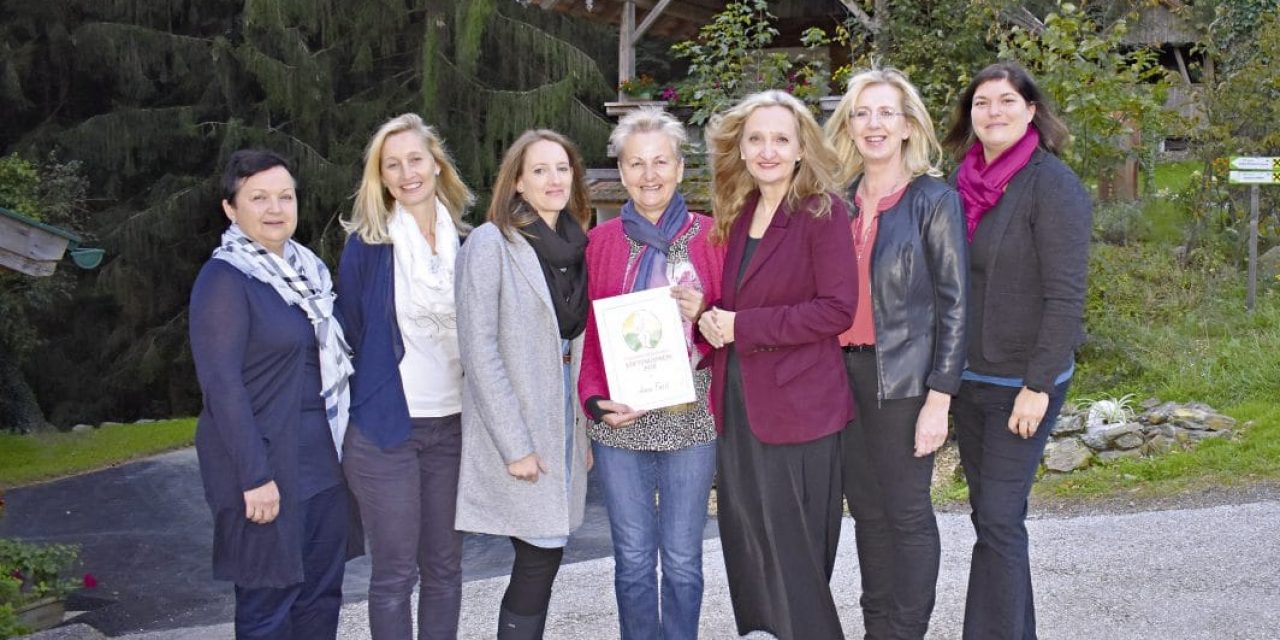 Leo­pol­di­ne Rei­sen­bau­er-Preis an Anni Fassl