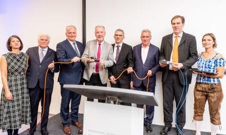 Fern-FH eröff­net neu­en Standort