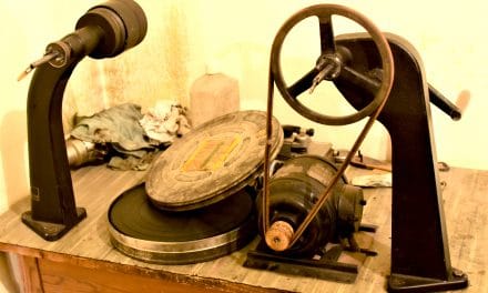 Lost Places — Kino schreibt Geschich­te: Die gan­ze Welt in bun­ten Bildern