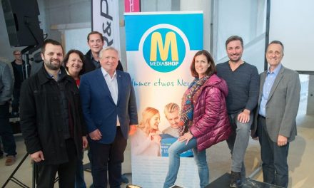 Glei­chen­fei­er beim MediaShop-Haus