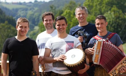 Der „Bote“ ver­lost exklu­si­ve Kabarett-Tickets