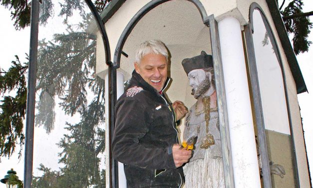 Bad Erlach: Nepomukstatue wird restauriert
