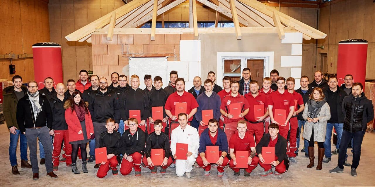 Start­schuss für die HAND­LER-Lehr­lings­in­itia­ti­ve: You are HANDLER