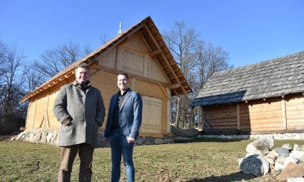 Kel­ten­dorf bekommt zwei neue Häuser