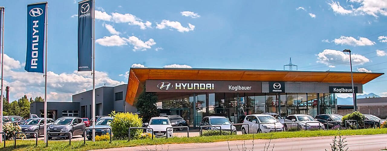 Gro­ßes Früh­lings­fest im Auto­haus Koglbauer