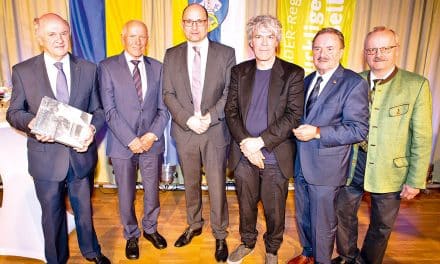 Buch „Eine ver­sun­ke­ne Welt“ präsentiert