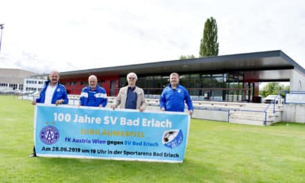Spit­zen­spiel zum 100. Geburtstag
