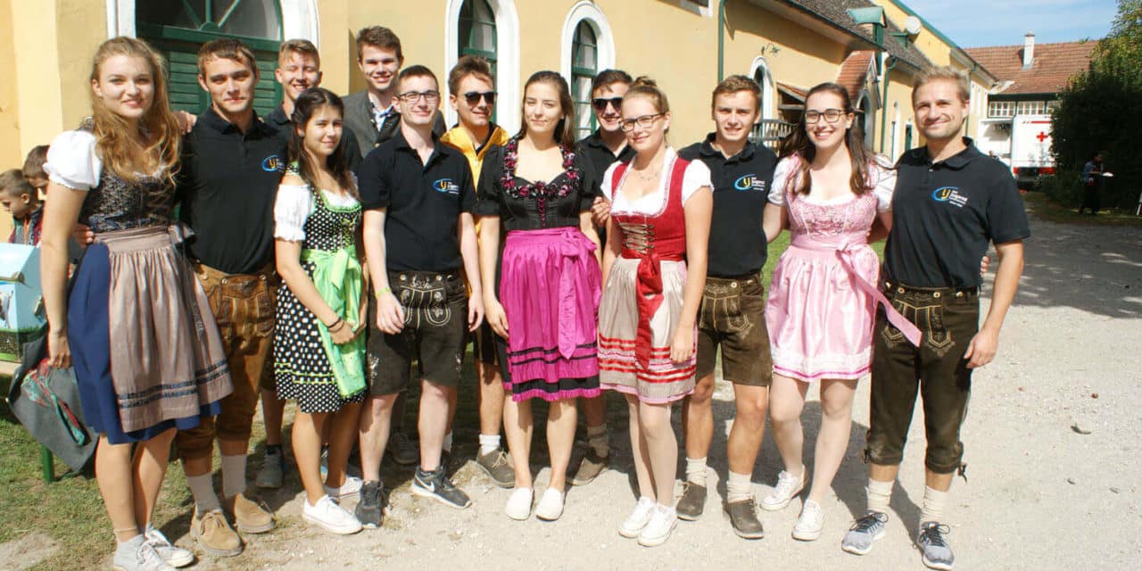 Bezirkserntedankfest  in Lanzenkirchen