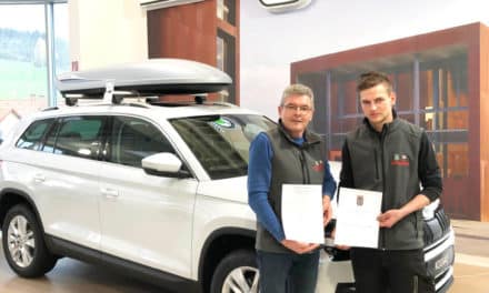 Kfz-Lehr­ling und  Einserschüler