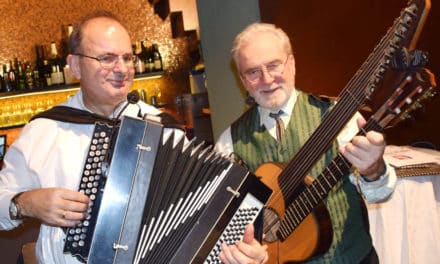 Heu­ri­gen­lie­der auf gro­ßer Japan-Tournee