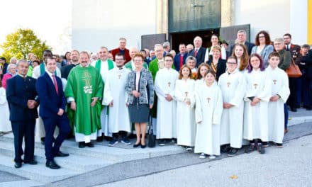 Frie­dens­bo­ten zur  Amtseinführung