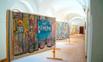 Längs­tes Fas­ten­tuch fei­ert Jubiläum