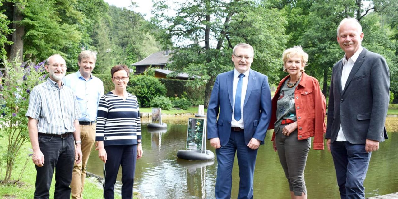 Kunst am Wasser: Fotoausstellung am Aspanger Teich