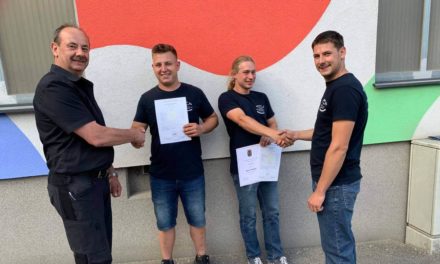 Spit­zen-Fach­kräf­te von mor­gen schon heu­te bei Holzgethan
