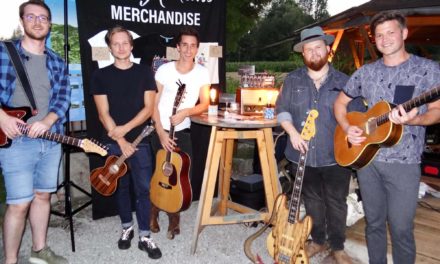 Musi­ker­nach­wuchs spiel­te Open Air