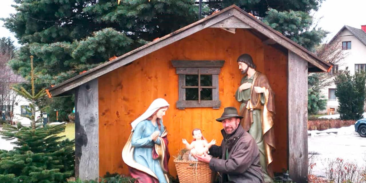 Lebens­gro­ße Krip­pe für Hollenthon