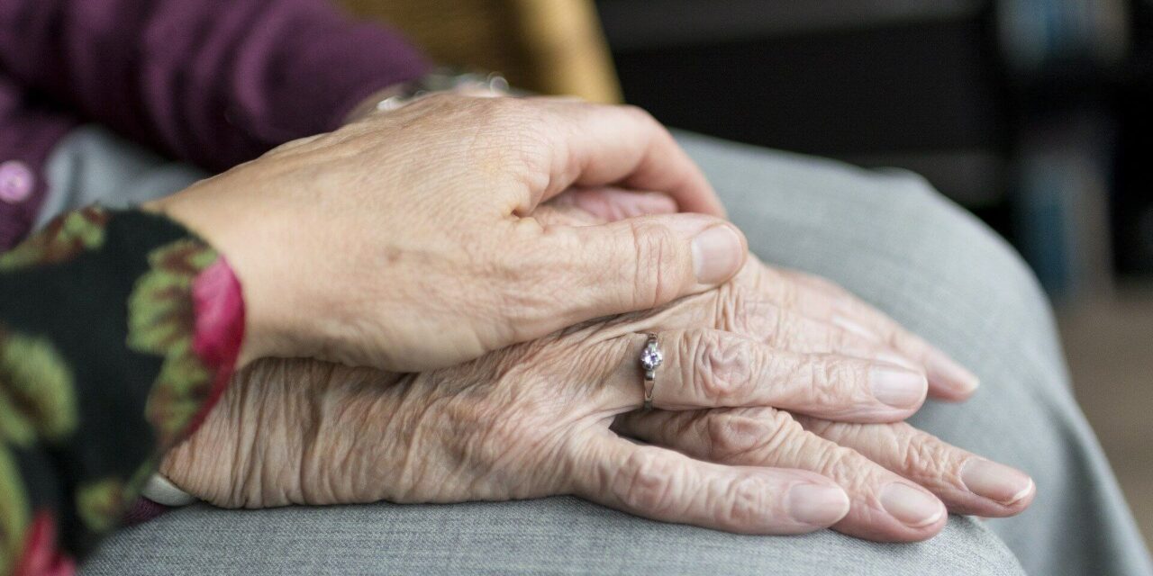 Beruf mit Zukunft: Mobi­le Pfle­ge in der Region