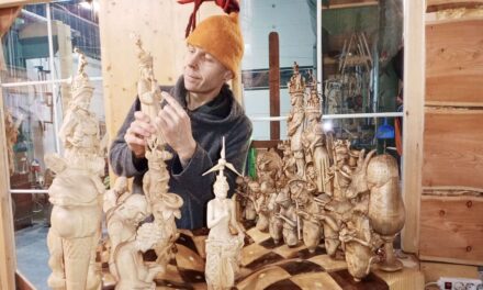 „Schach der tau­send Hügel“
