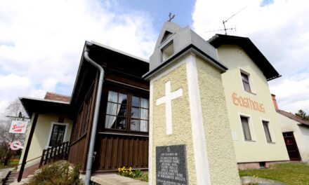 Wei­ßes Kreuz: Gast­haus freut sich auf neue Gäste