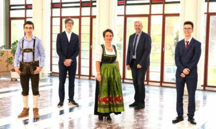 Che­mie­olym­pia­de und Märchenprojekt