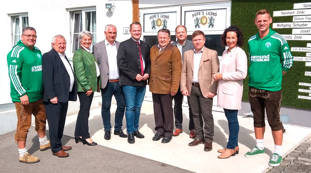 Sta­di­on-Eröff­nung in Scheiblingkirchen