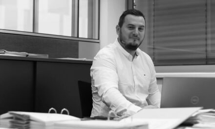 Kar­rie­re bei Hand­ler – Bauleiter:in Hochbau