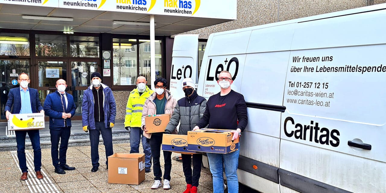 HAK Neun­kir­chen: Akti­on „Kilo gegen Armut“