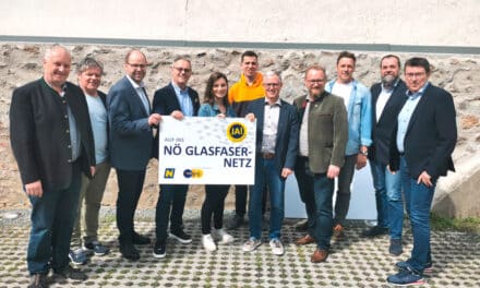 Drei wei­te­re Gemein­den in der Buck­li­gen Welt haben JA! zu Glas­fa­ser gesagt