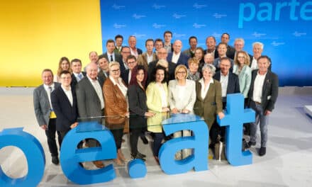 Lan­des­par­tei­tag: Wei­chen für Land­tags­wahl gestellt