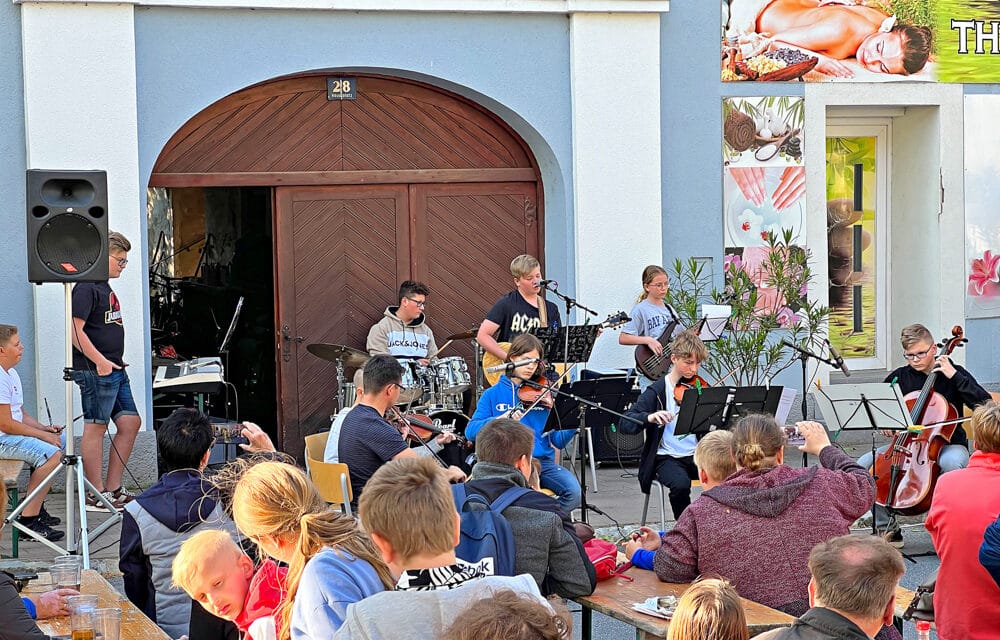 Kirch­schlag zeig­te sich aktiv und PS-stark