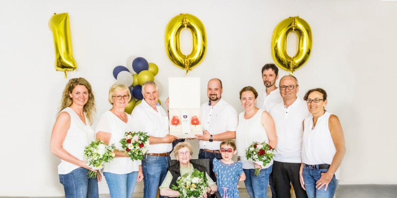 Lech­ner fei­ert 100 Jah­re als Nahversorger