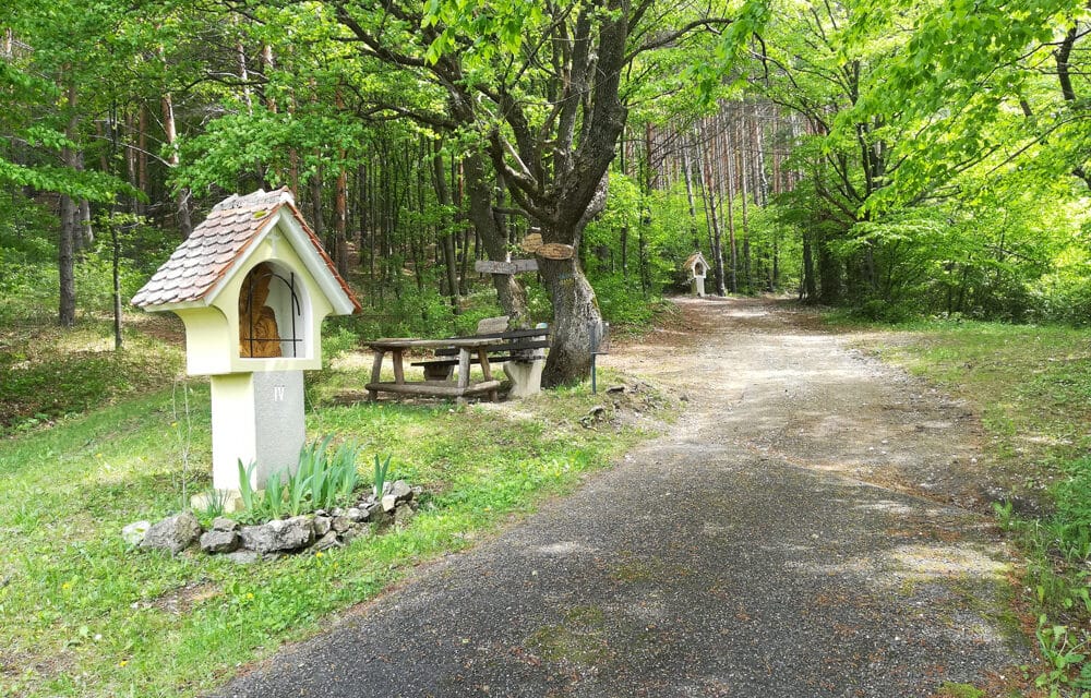 Die Bründl­ka­pel­le von Schwarzenbach