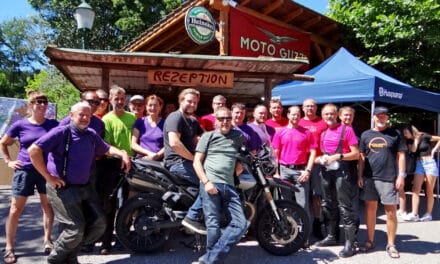 Moto-Guz­zi­fah­rer stürm­ten Kirchberg