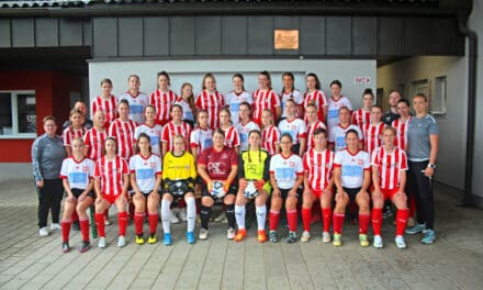 Frau­en­fuß­ball aus der Buck­li­gen Welt