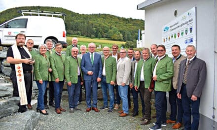 Eröff­nung: „Was­ser marsch“ in Petersbaumgarten