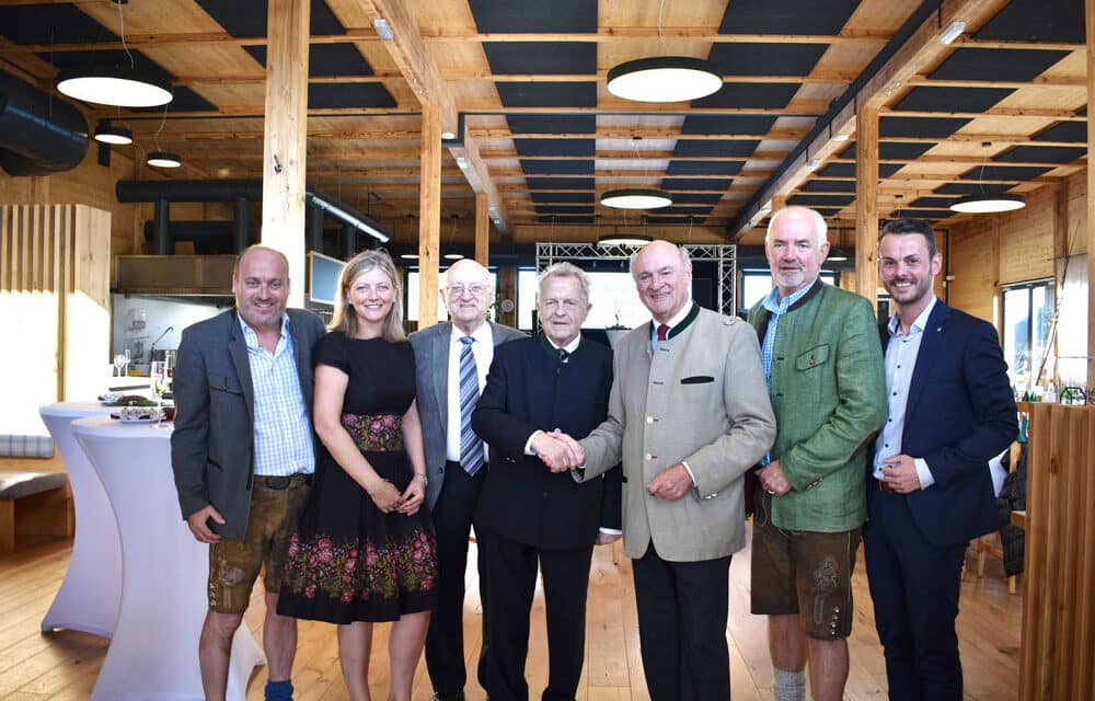 Stim­mungs­vol­les Fest zum 80. Geburtstag