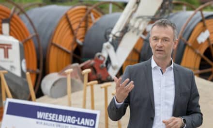Glas­fa­ser-Aus­bau als Anstoß für Ent­wick­lun­gen im länd­li­chen Raum