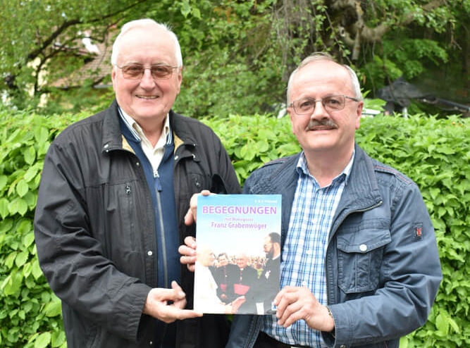 Neues Buch über den „Regions-Seelsorger“