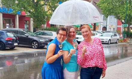 Kun­den­par­ty in Kirch­schlag bei bes­ter Stimmung