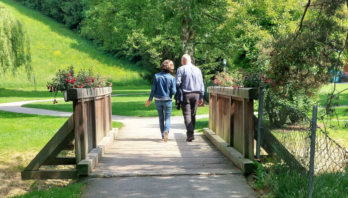 Spaziergang für trauernde Menschen in Bad Schönau